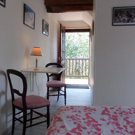 Le Moulin De La Planche Bed & Breakfast Cerelles Екстериор снимка