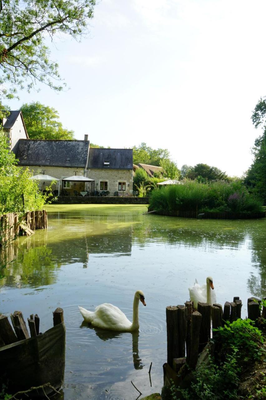 Le Moulin De La Planche Bed & Breakfast Cerelles Екстериор снимка