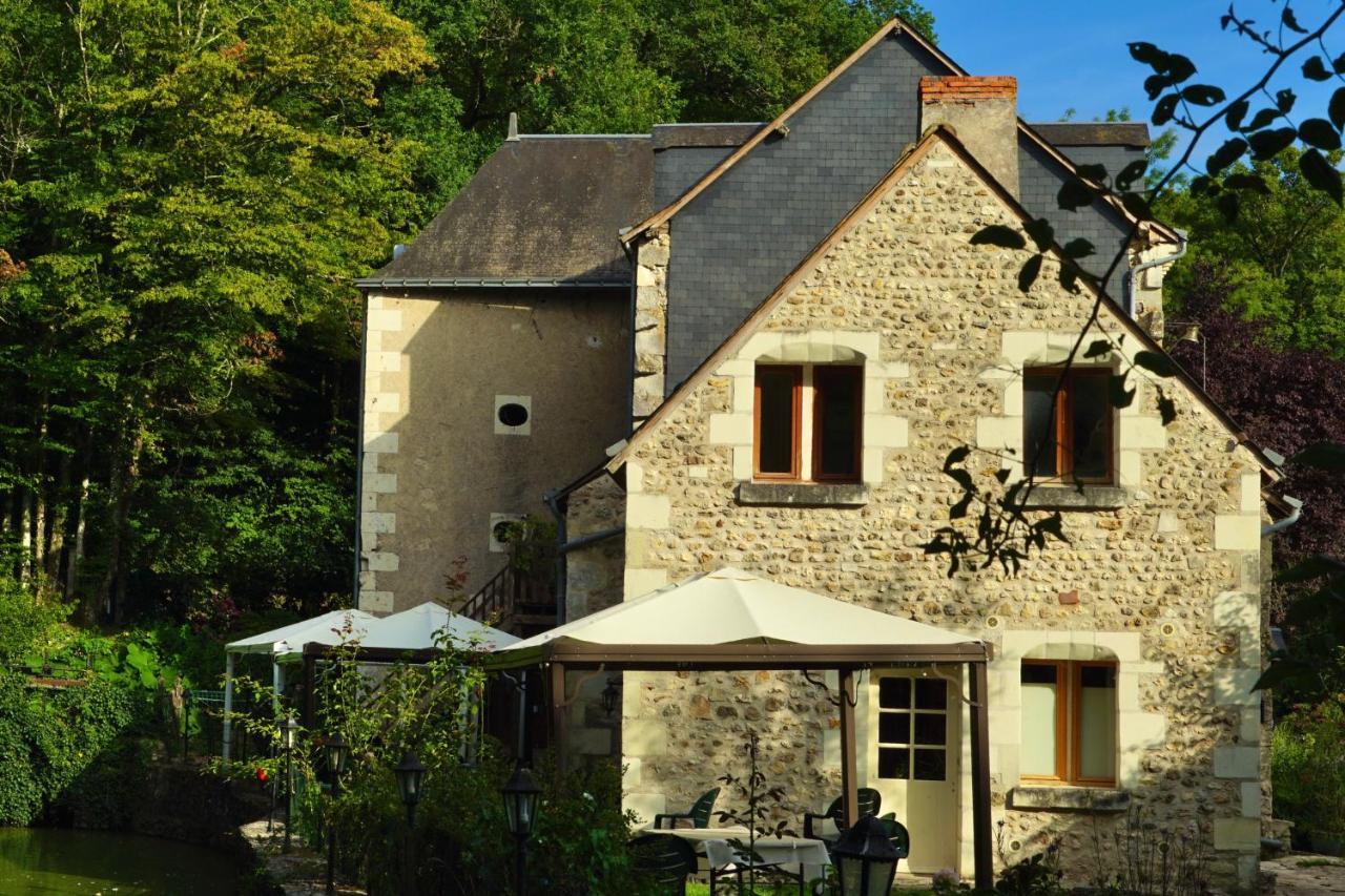 Le Moulin De La Planche Bed & Breakfast Cerelles Екстериор снимка