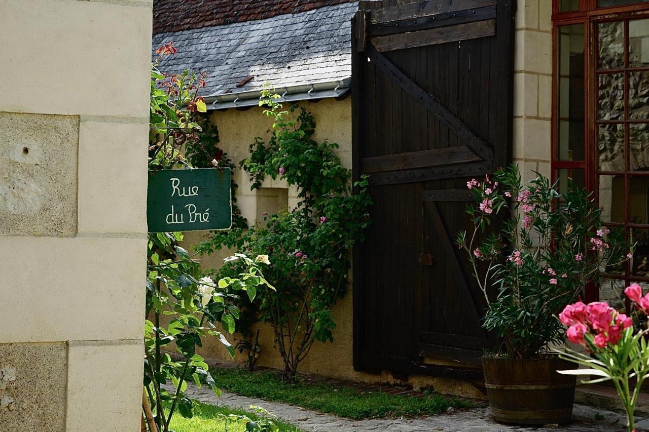 Le Moulin De La Planche Bed & Breakfast Cerelles Екстериор снимка