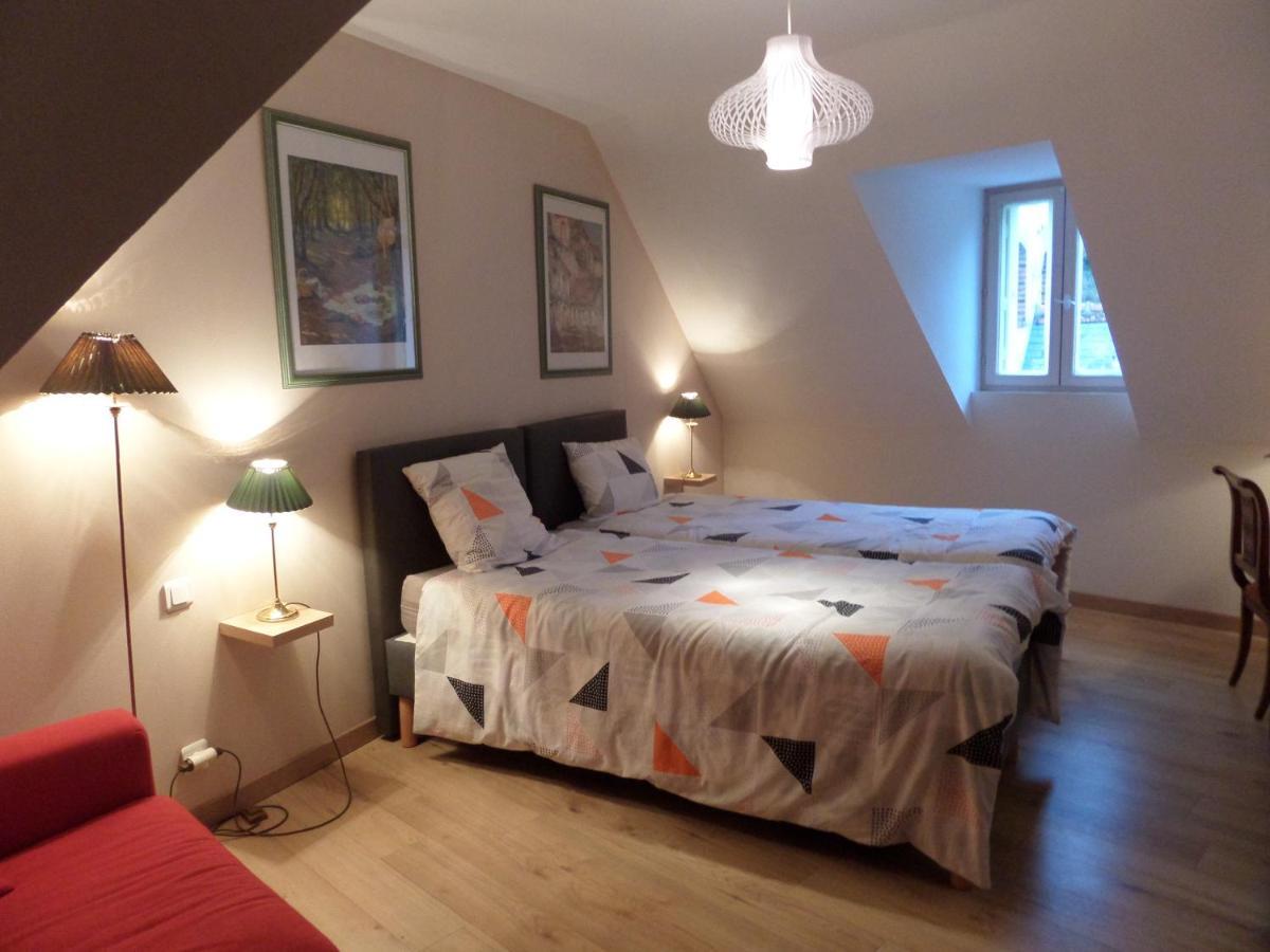 Le Moulin De La Planche Bed & Breakfast Cerelles Екстериор снимка